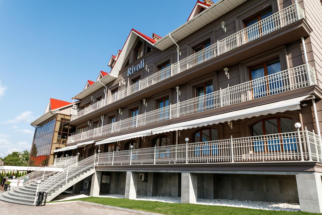 Rivoli Hotel Чернивци Екстериор снимка